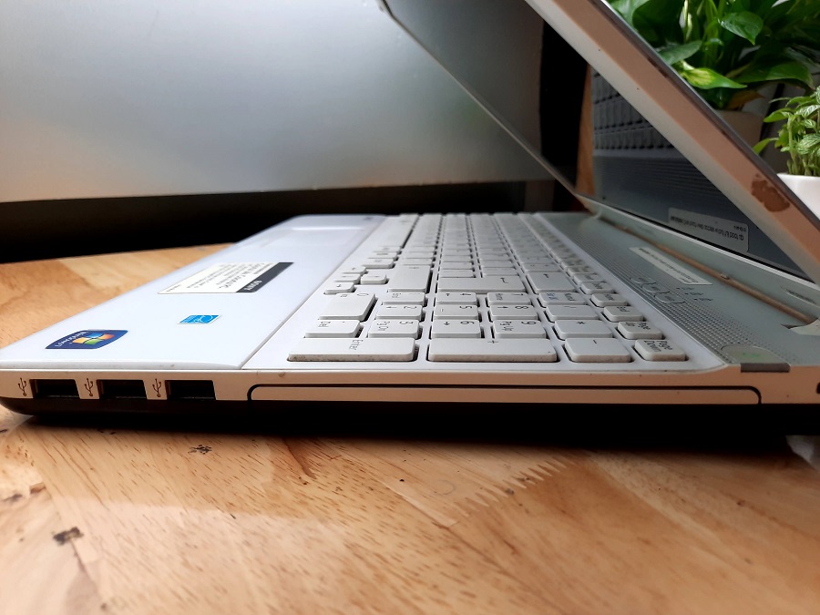 Sony Vaio VPC-EB Core i5